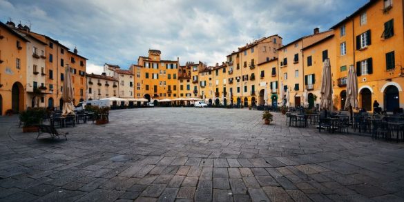 Lucca Sehenswürdigkeiten Piazza dell Anfiteatro