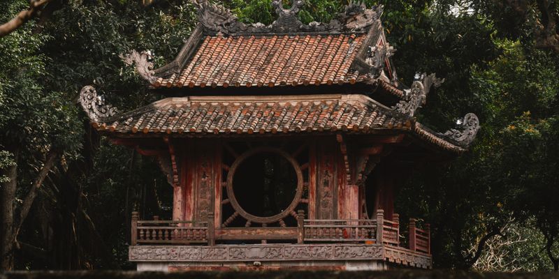 Midden op de dag: geschiedenis en cultuur in Hanoi
