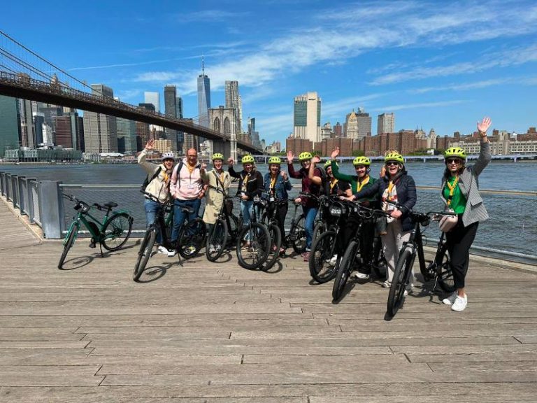 Onderzoek onder 50.000 reizigers: fietsen is voor Nederlanders een vast onderdeel van de vakantie geworden