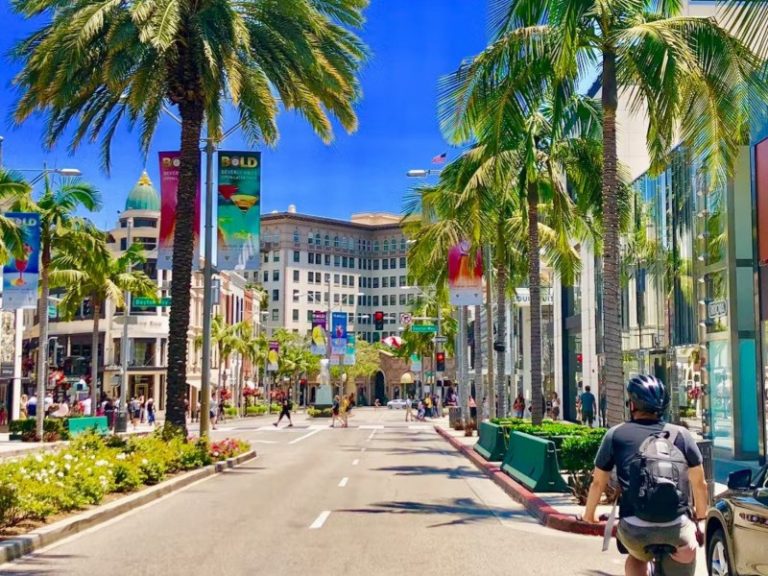 Beverly Hills Celebrity Bike Tour