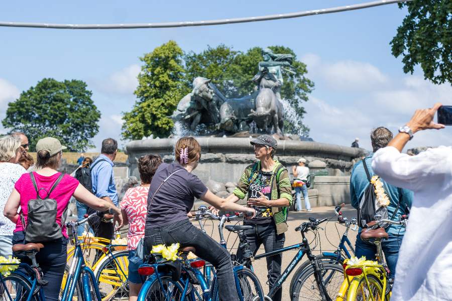 Copenhagen Bike Tour Most popular excursion in the Danish capital!