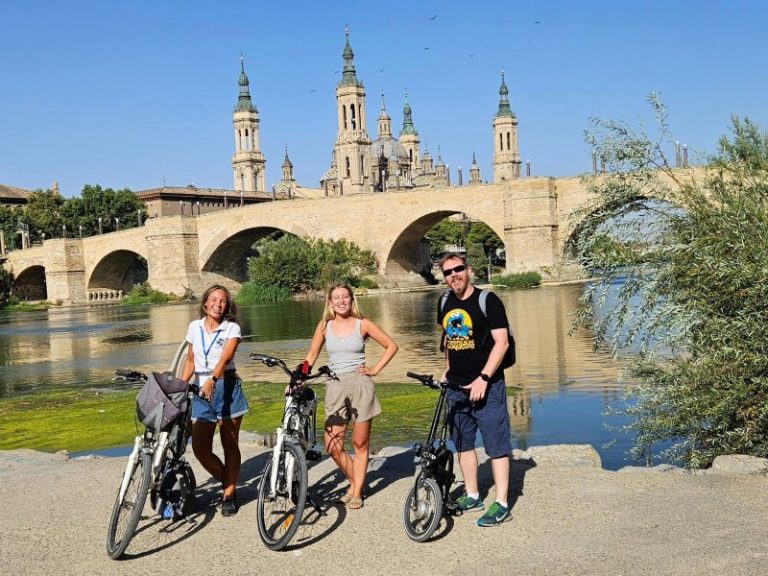Visite de Saragosse à vélo avec guide privé