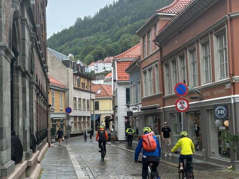 Bergen Fietstocht met Privé gids