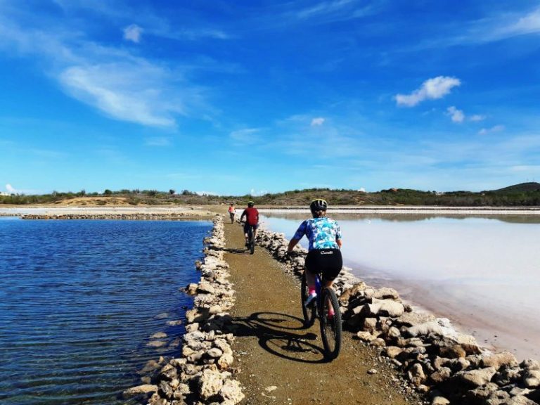 Curaçao Highlights Mountain Bike Tour