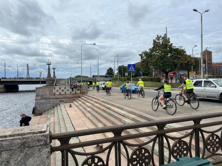 Riga Highlights Bike Tour