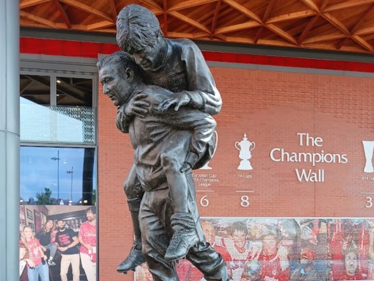 Liverpool Fußball Fahrradtour